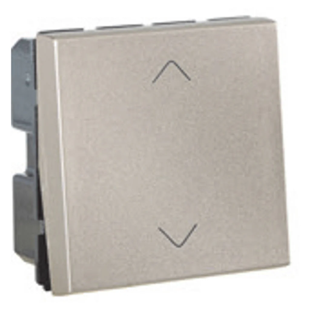 Legrand Arteor Switch SP 2Way 2M 10A Champagne 5748 05