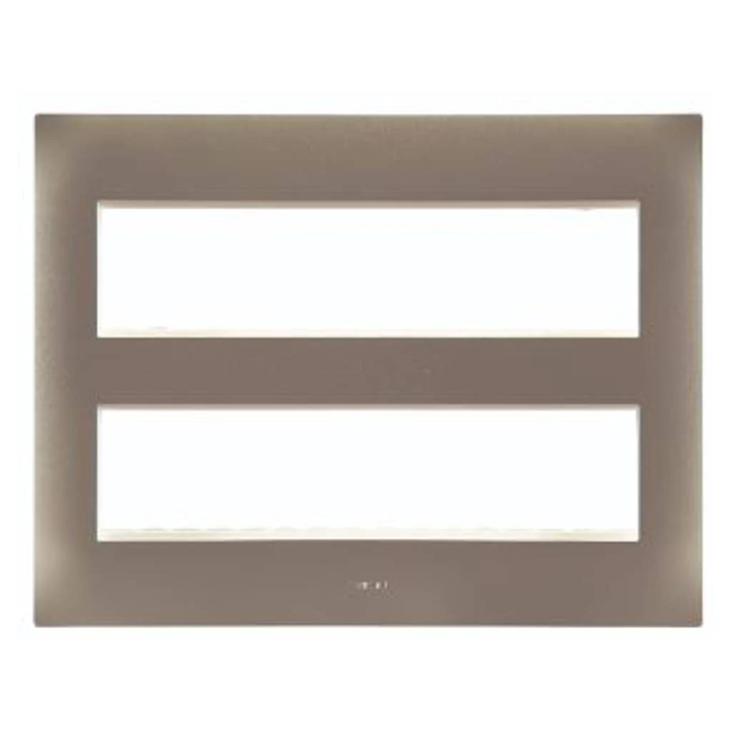 Legrand Lyncus Plate With Frame 16M Champagne 6775 96