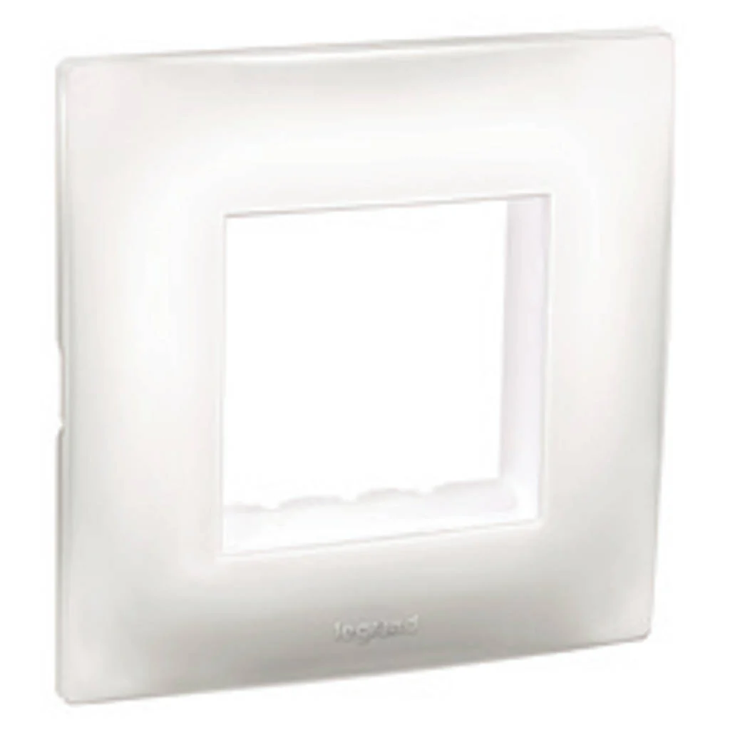 Legrand Lyncus Plate With Frame 2M Classic White 6775 02