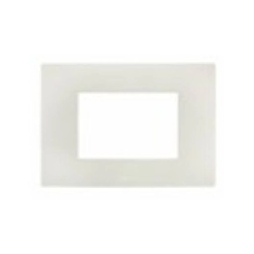 Legrand Lyncus Plate With Frame 3M Classic White 6775 03