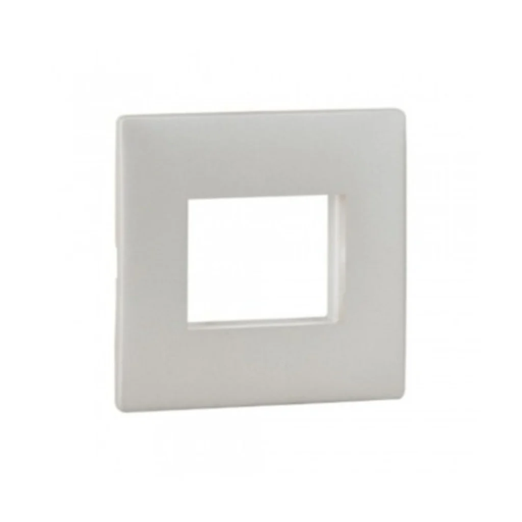 Legrand Mylinc Pearl White Plate 2 M 6763 61