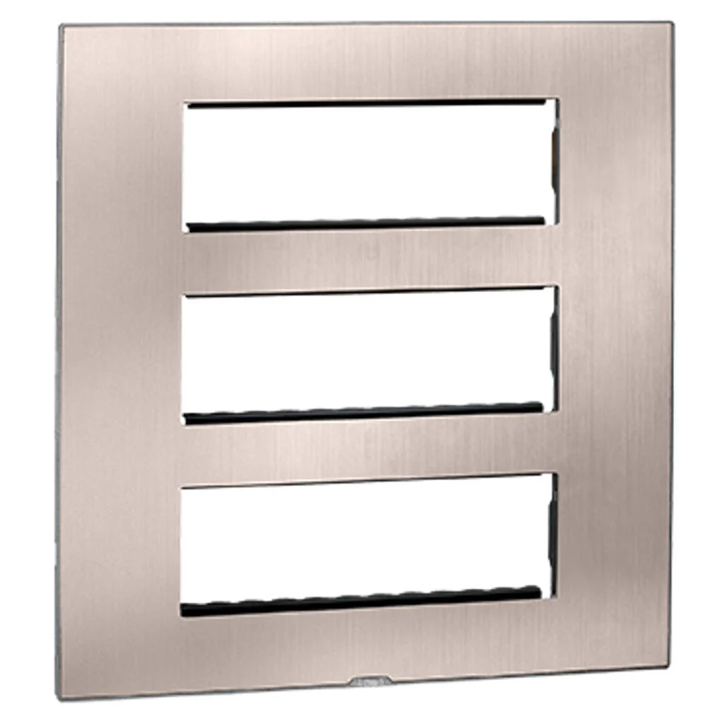Legrand Myrius Nextgen Plate With Frame 18M Pearl Champagne 6795 78