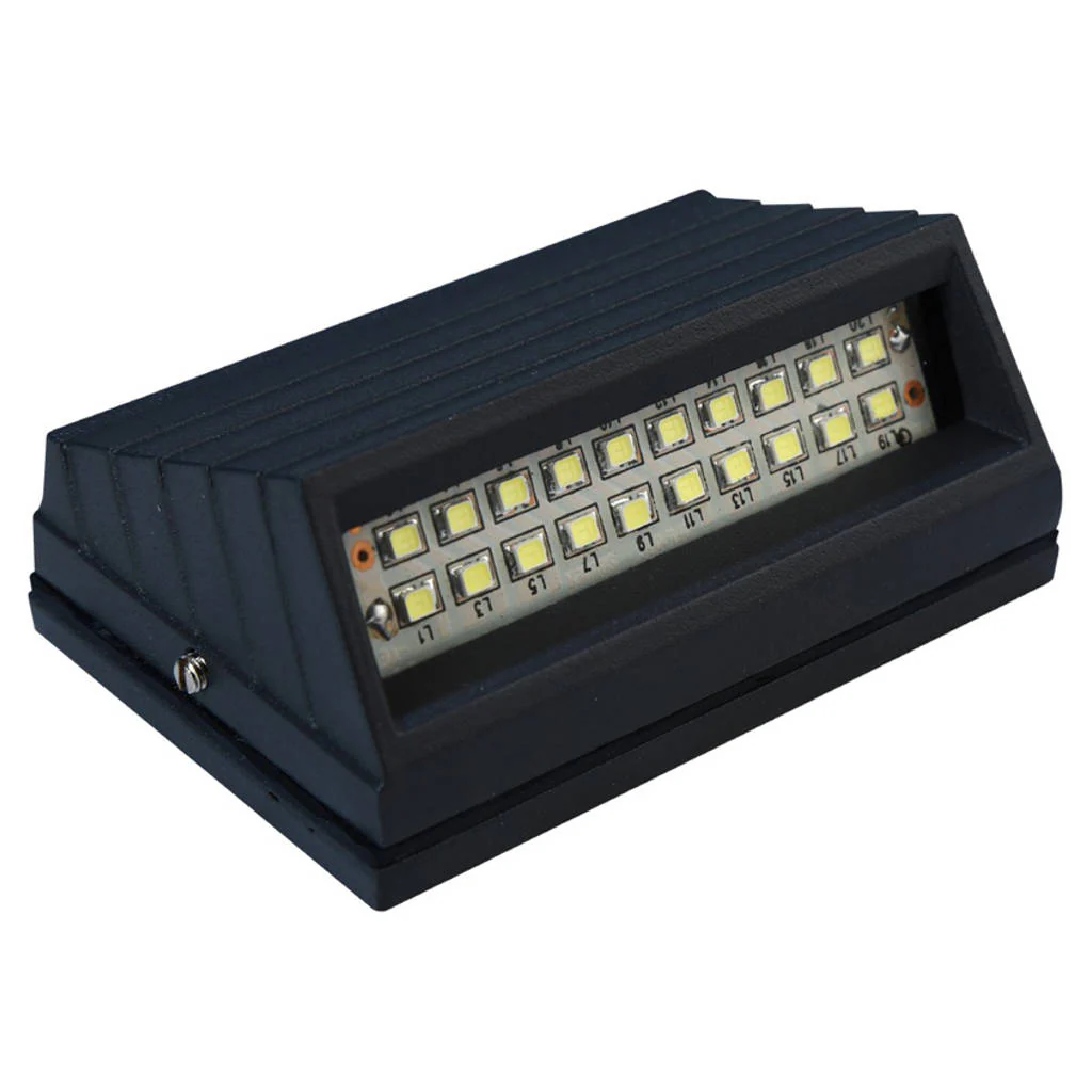 Luker Plutus Outdoor Wall Light 5W LODSR515