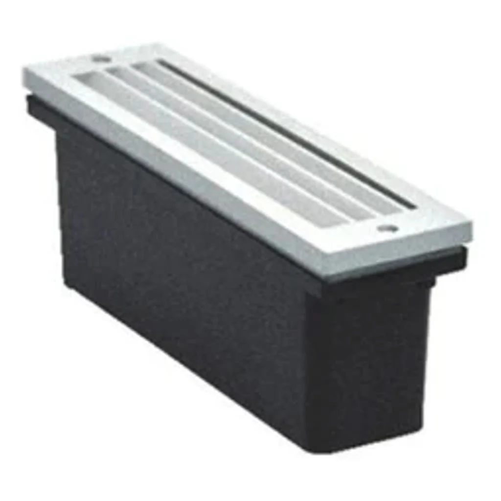 Luker Triton - Indoor & Outdoor Warm White Foot & Pathway Light 6W LODBLFE-27